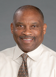 Robert Lee Wooten headshot